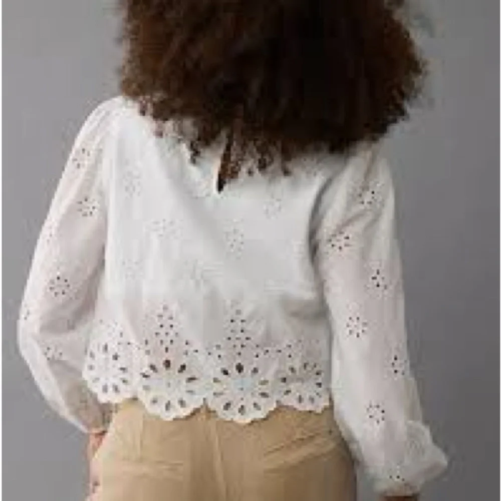 American Eagle Eyelet Long Sleeve - Picture 2 of 2